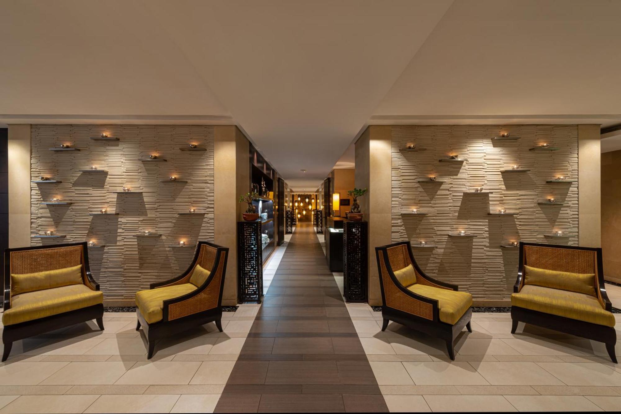 Narcissus Riyadh Hotel & Spa Экстерьер фото The interior of the hotel