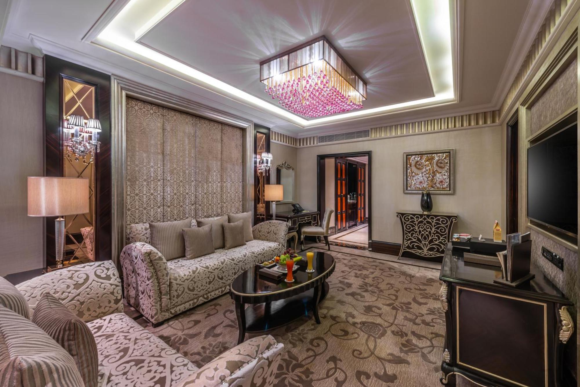 Narcissus Riyadh Hotel & Spa Экстерьер фото Presidential Suite